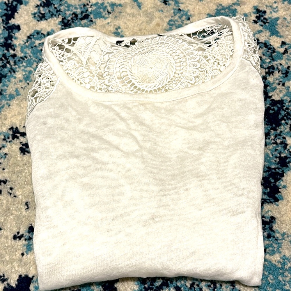 So Pretty! Lace/Linen Top - Picture 11 of 13